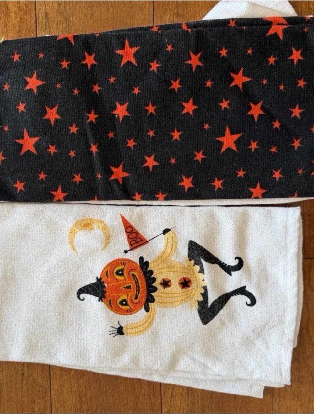 Johanna Parker Halloween Witch and Pumpkin kitchen towels - Picture 2 of 2